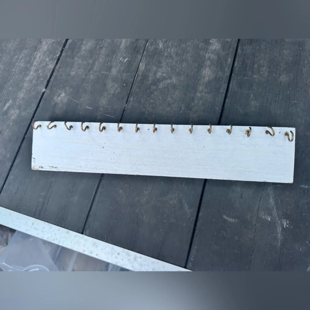 White Wall Small Shelf with Hooks
